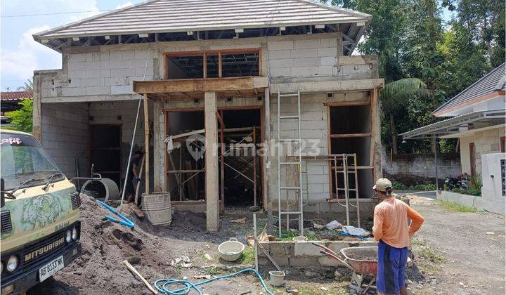 Rumah Dekat Kampus Mercu Buana Dalam Cluster Sedayu Bantul Proses Bangun 1