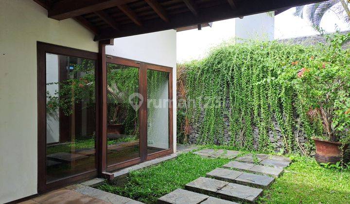 Private Villa View Sawah Dan Pantai di Beraban Tabanan Bali