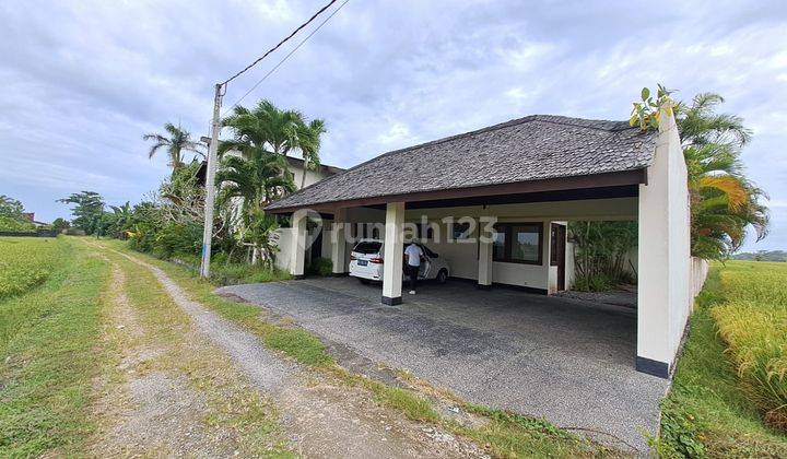 Private Villa View Sawah Dan Pantai di Beraban Tabanan Bali