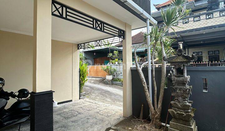 teras rumah bagus murah 2 lantai