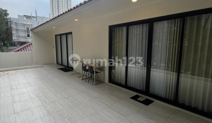 For Sale Office House or Business Space, a Step Away from Pakubuwono and Senayan, Hook Position, 2-Story Building, Spacious Yard and Balcony, South Jakarta.