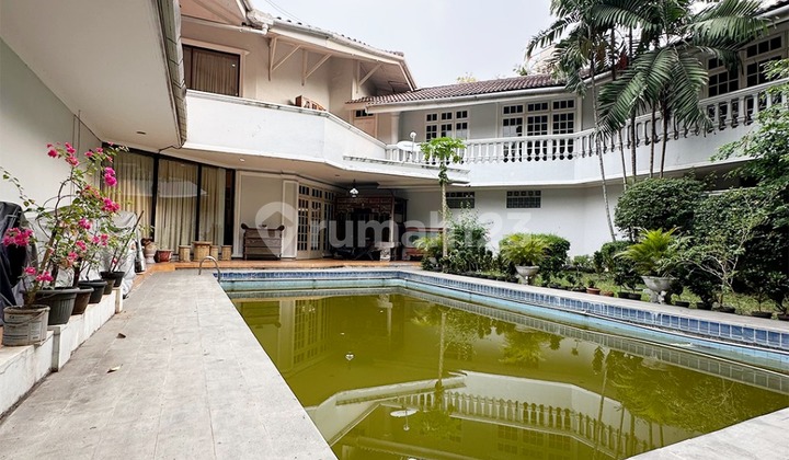 DIJUAL RUMAH  LOKASI SUPER PREMIUM DEKAT RI 1 RIWIJAYA SELONG KEBAYORAN BARU JAKARTA SELATAN 