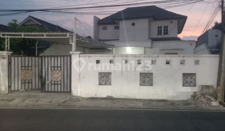 FOR SALE HOUSE ON PEPAYA RAYA STREET JAGAKARSA SOUTH JAKARTA FOR SALE HOUSE ON PEPAYA RAYA STREET JAGAKARSA SOUTH JAKARTA