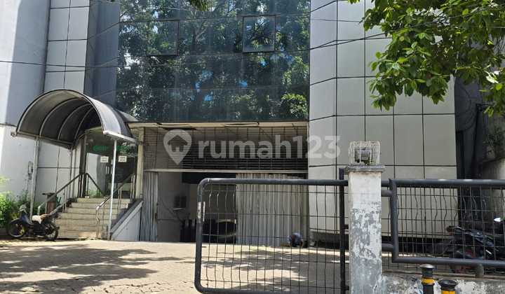 FOR SALE & RENT 5-STORY BUILDING IN MENTENG CENTRAL JAKARTA FOR SALE & RENT 5-STORY BUILDING IN MENTENG CENTRAL JAKARTA