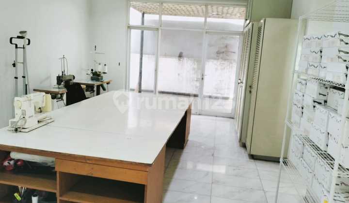 FOR SALE RUMAH SIAP HUNI DI SIMPRUG KEBAYORAN LAMA JAKARTA SELATAN  2