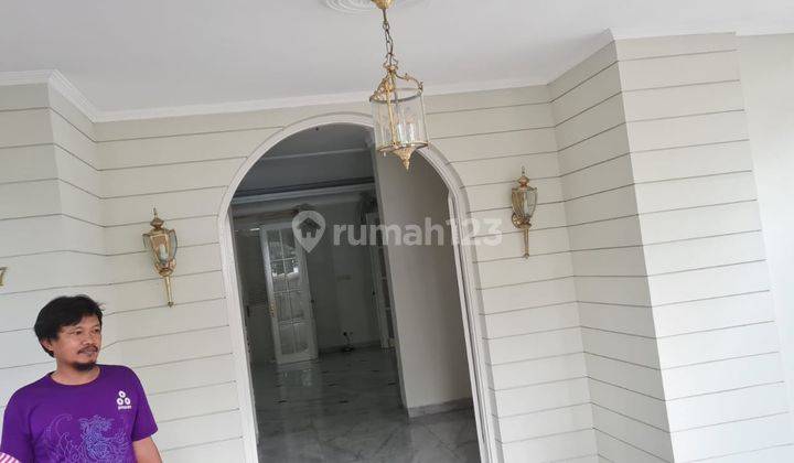 Disewa Rumah unfurnished Di Jl.denpasar Mega Kuningan Jakarta Selatan  4