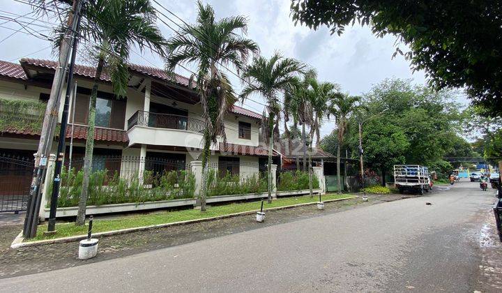 Dijual Rumah Terawat siap Huni Jl. Delman Utama Kebayoran Lama Jakarta Selatan 1