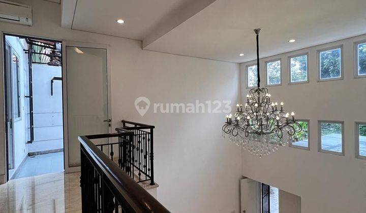 Turun Harga Dijual Rumah Siap Huni Fully Furnished di Jl. Solo Menteng Jakarta Pusat  2