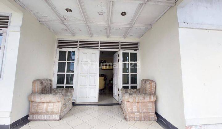 Dijual Rumah Tua Hitung Tanah Di Jl. Kebayoran Baru Jakarta Selatan.  2