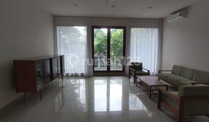DISEWA RUMAH SIAP HUNI JL. SIMPRUG GARDEN DEKAT SENAYAN KEBAYORAN LAMA JAKARTA SELATAN  2