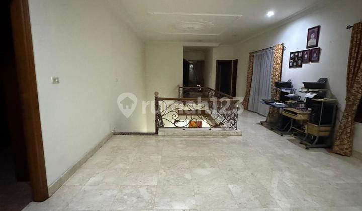 For Sale Luxury House in Veteran Area, Bintaro Permai, Pesangrahan, South Jakarta (1-2 Minutes from Tanah Kusir Toll Gate) 2