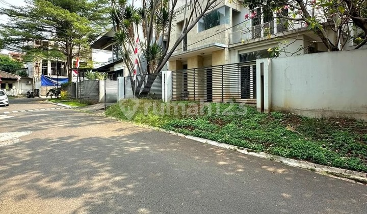 Termurahh  Rumah Mewah Ada Pool Lokasi Premium Pondok Indah Depan Taman Posisi Hoek Kebayoran Lama Jakarta Selatan
