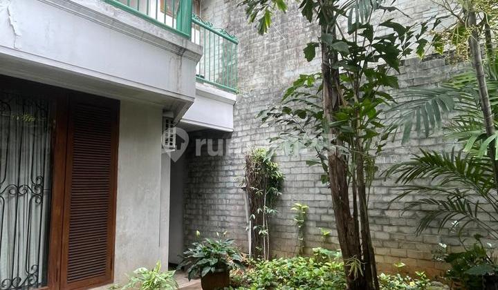 For Sale Well-Maintained Old House in Exclusive Hang Tuah Kebayoran Baru South Jakarta Location 2