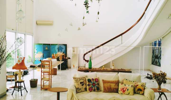 FOR SALE RUMAH SIAP HUNI DI SIMPRUG KEBAYORAN LAMA JAKARTA SELATAN 