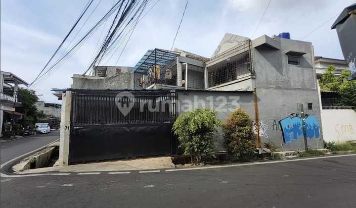 DI JUAL RUMAH POSISI HOOKDI JL TANAH TINGGI SENEN JAKARTA PUSAT  
