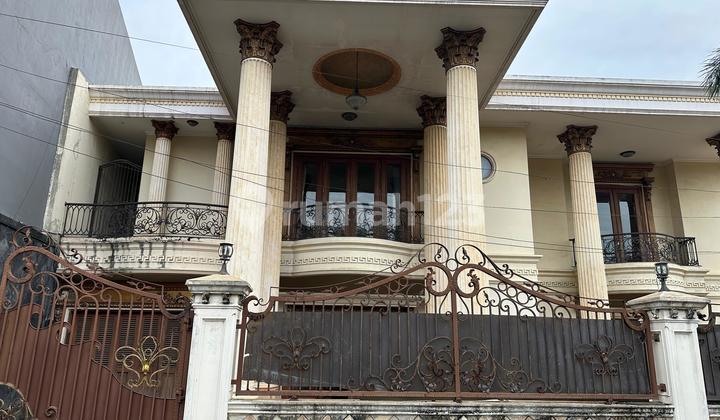 DIJUAL SANTAI TAPI PASTI RUMAH SIAP HUNI Jl. RIMBA CIPETE UTARA KEBAYORAN BARU JAKARTA SELATAN (DEKAT ESSENCE DARMAWANGSA APARTMENT)