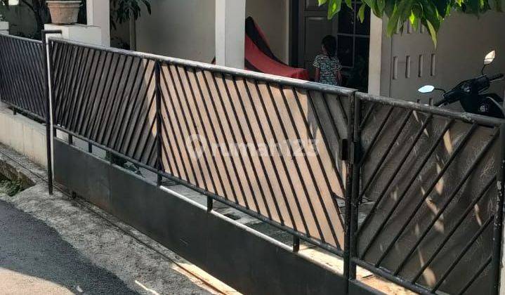 Rumah Bagus Shm Di Cijantung  2