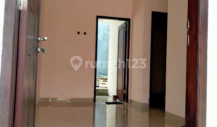 Rumah di Jalan ikan ikan malang SHM 2