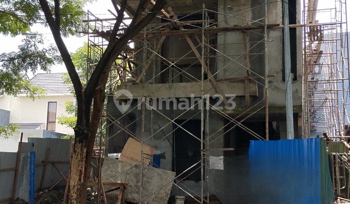 FOR SALE NEW MODERN HOUSE MAIN ROAD NORTHWEST CITRALAND SURABAYA 1