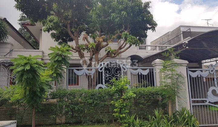 Dijual Rumah Mewah Siap Huni Clasicc Graha Family Surabaya  1