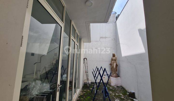 Dijual Rumah Siap Huni Grand Pakuwon North Victoria Sby Barat 2