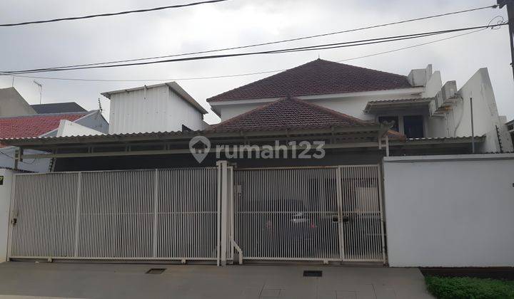 DIJUAL RUMAH MEWAH LOKASI STRATEGIS MANYAR TIRTOMOYO 1