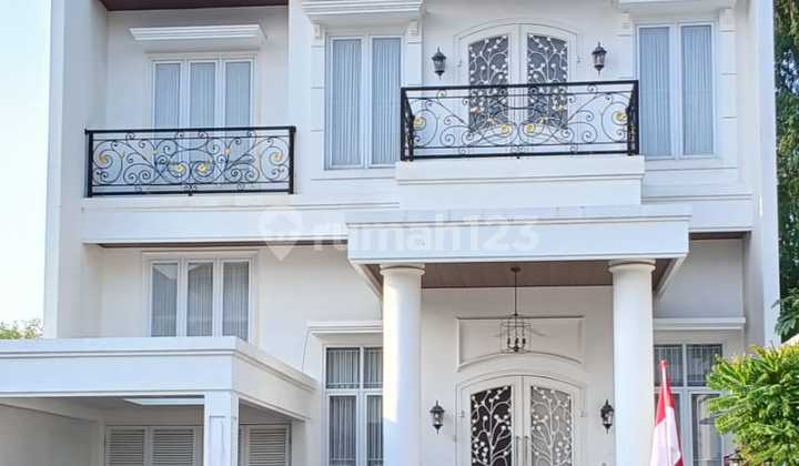 Rumah Pakuwon Indah Classic Terawat High Spec Siap Masuk! Sebelah Graha