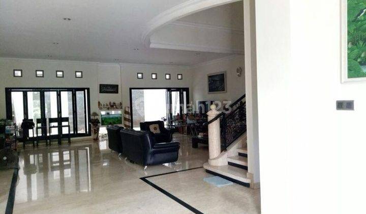 Rumah Graha Family Full Marmer! Terawat Harga Murah! Sblh Pakuwon