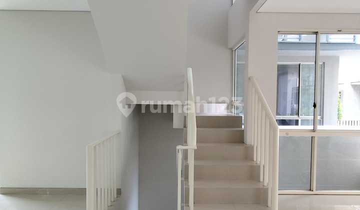 Wbm House for sale at a loss! Cheapest in its class. Only 1 million. 2