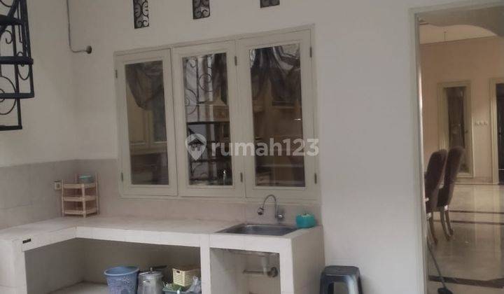 Rumah 2 Lantai di Senayan, Seberang Gelora 26