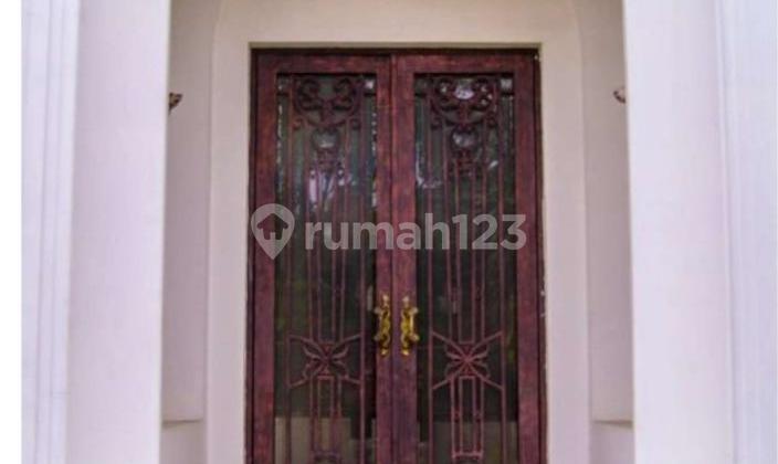 Rumah Mewah Hook di Karang Asem, Kuningan Cocok Untuk Ambassador 2