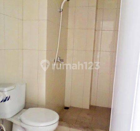 Apartemen Springlake View Tower Fresia 2 BR Unfurnish Hook 15