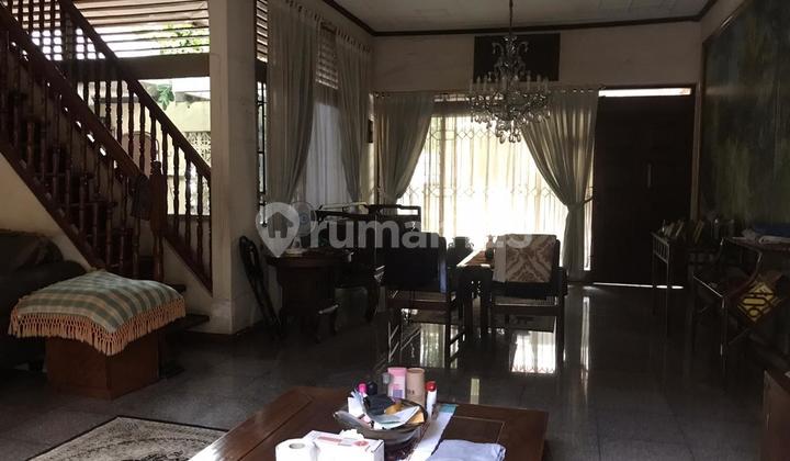 Rumah Tua Hitung Tanah di Senayan LT 360m² – Akses Mobil 2 Arah – Harga Di Bawah Pasar 1