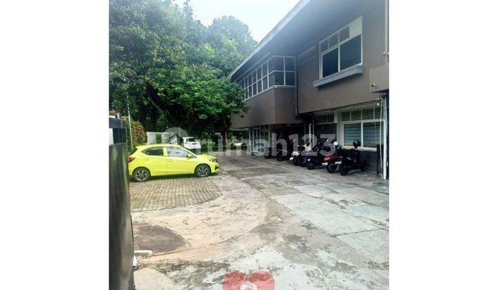 Rumah Kantor Lokasi Strategis di Kebayoran Baru, Jakarta Selatan