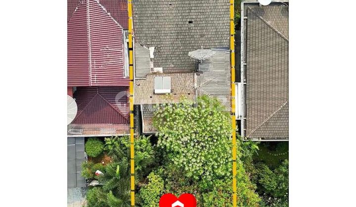 Rumah Tua Hitung Tanah di Simprug Golf Jakarta Selatan Rumah Tua Hitung Tanah di Simprug Golf Jakarta Selatan