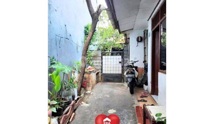 Rumah Hitung Tanah Pejaten Barat, Pasar Minggu, Jakarta Selatan 1