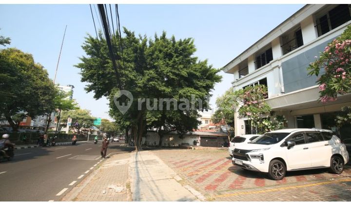 Gedung Perkantoran Jl Dharmawangsa Kebayoran Baru, Jakarta  2