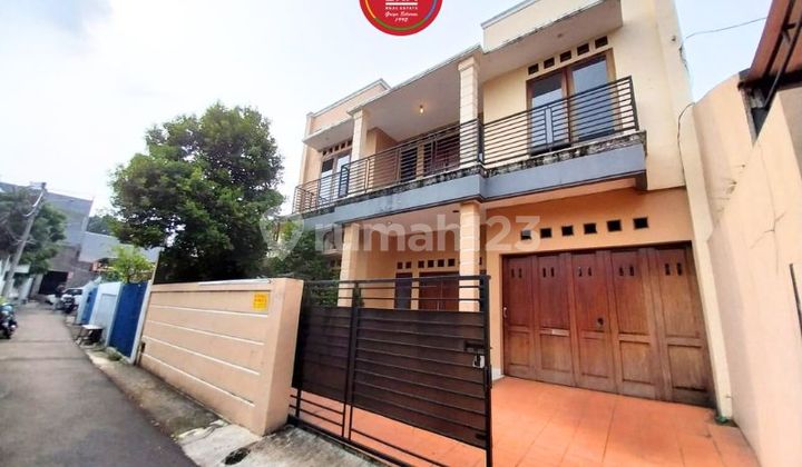 Rumah 2 Lantai Dijual, Gandaria Utara Kebayoran Baru