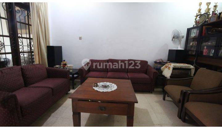 Rumah  Jl Sungai Sambas Kebayoran Baru, Jakarta Selatan