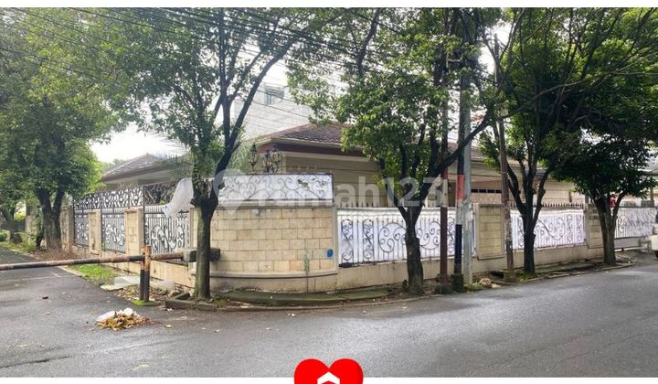 Rumah Bagus di Taman Radio Dalam Kebayoran Baru, Jakarta Selatan