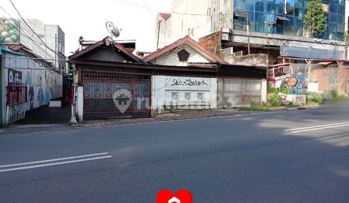 Rumah di Jl Bintaro Raya, Kebayoran Lama, Jakarta Selatan 1