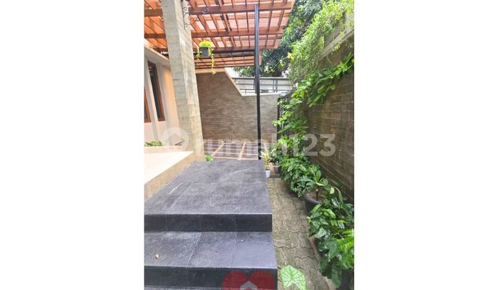Rumah Sewa ada Kolam Renang di Kebayoran Baru, Jakarta Selatan 2