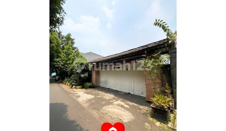 Rumah Asri di Jl Kemang Utara Jakarta Selatan 1