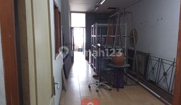 3-Storey Shophouse in Panglima Polim, South Jakarta 2