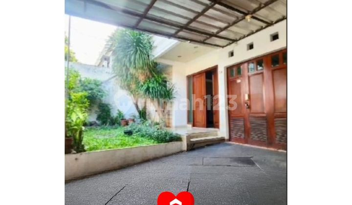 Rumah Asri di Gandaria Kebayoran Baru, Jakarta Selatan