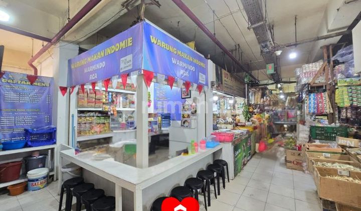 Kios di Pasar Jaya Ciracas, Jakarta Timur
