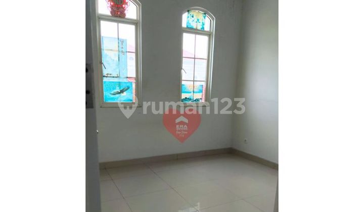 Modern Classic House Near Parung Panjang Station 2