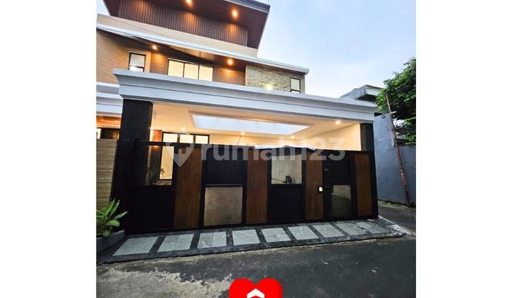 Rumah Bagus di Komp Griya Mandiri Kebayoran Baru, Jakarta