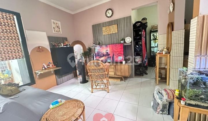 Rumah Hook di Green Hills Ciputat Tangerang Selatan 2