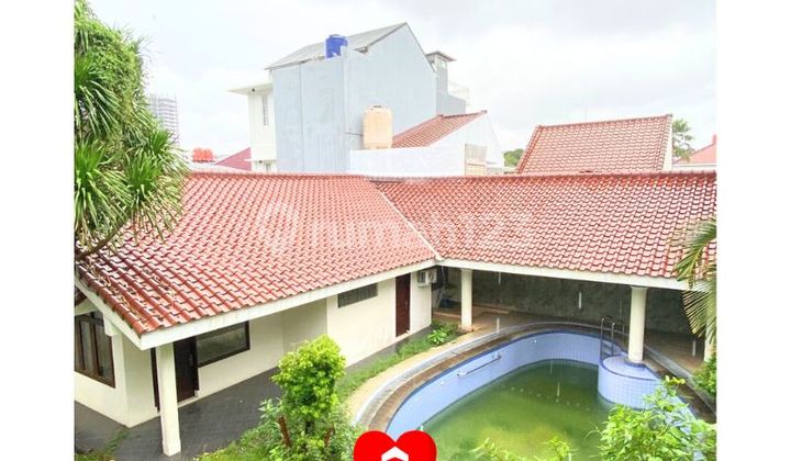 Rumah Mewah di Kawasan Elit Menteng Jakarta Pusat